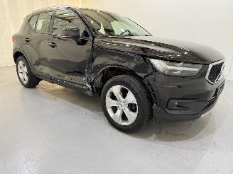 Auto incidentate Volvo XC40 Momentum Pro 2WD 95kW T2 Automaat 2021/3