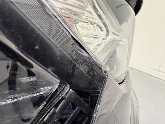 Volvo XC40 Momentum Pro 2WD 95kW T2 Automaat picture 36
