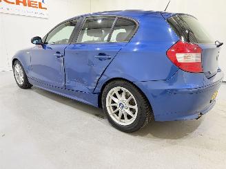 BMW 1-serie HB 118i Executive picture 5