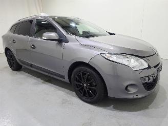 krockskadad bil auto Renault Mégane Grandtour 1.4 TCe Expression 96Kw 2010/2