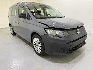 Damaged car Volkswagen Caddy maxi Combi 1.5 TSI eHybrid PHEV Aut6 2025/12