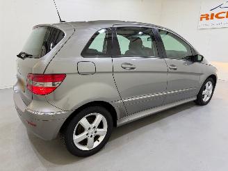 Mercedes B-klasse 170 Automaat NAP picture 6