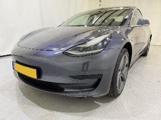 Tesla Model 3 Standard Range Plus 225kW picture 22