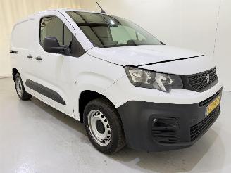 škoda dodávky Peugeot Partner 1.5 Blue HDI 100 Pro 2023/9