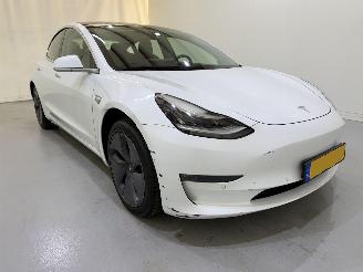 Auto incidentate Tesla Model 3 Long Range Dual Motor 75 kWh 2019/12