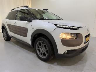 Damaged car Citroën C4 cactus 1.2 PureTech 82 Shine Automaat 2014/11