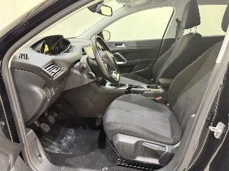 Peugeot 308 SW 1.6 Blue HDI 120 Blue Lease picture 6