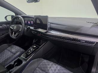 Volkswagen Golf VIII 1.5 eTSI R/Line Pano DSG MHEV 110kw picture 3