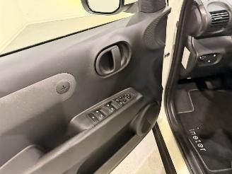 Hyundai Inster E-Motion 42kWh 71kw Camera Carplay picture 7