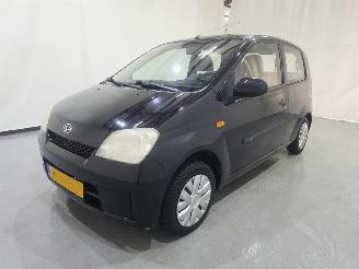 Daihatsu Cuore 1.0 12V AUT 3.Drs picture 3