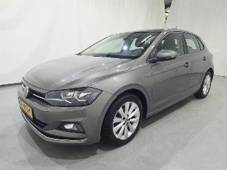 krockskadad bil auto Volkswagen Polo 1.0 TSI Highline Navi 2018/10