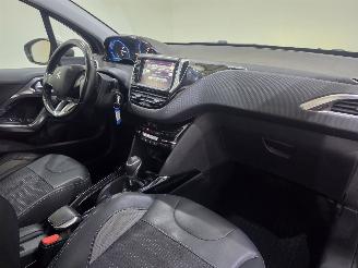 Peugeot 2008 1.2 PureTech Allure Aut Trekhaak Panorama picture 32