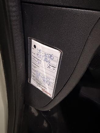 Citroën C1 1.0 e-VTi Selection 5-Drs Airco picture 14