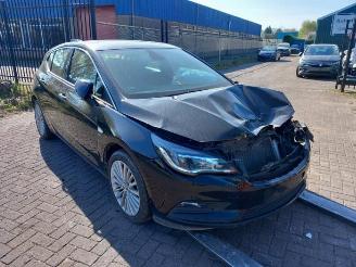 Voiture accidenté Opel Astra Astra K, Hatchback 5-drs, 2015 / 2022 1.6 SIDI Eco Turbo 16V 2018/10