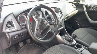 Opel Astra Astra J Sports Tourer (PD8/PE8/PF8), Combi, 2010 / 2015 1.7 CDTi 16V picture 9