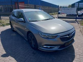 Coche siniestrado Opel Insignia Insignia Sports Tourer, Combi, 2017 1.6 CDTI 16V 136 2018/8