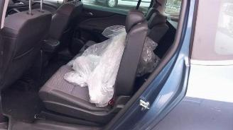 Opel Zafira Zafira Tourer (P12), MPV, 2011 / 2019 1.4 Turbo 16V EcoFLEX picture 16