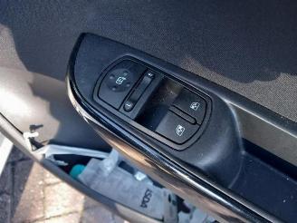 Opel Corsa-E Corsa E, Hatchback, 2014 1.4 16V picture 18