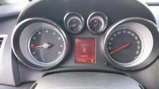 Opel Astra Astra J Sports Tourer (PD8/PE8/PF8), Combi, 2010 / 2015 1.4 Turbo 16V picture 28