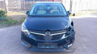 Opel Zafira Zafira Tourer (P12), MPV, 2011 / 2019 2.0 CDTI 16V 170 Ecotec picture 2