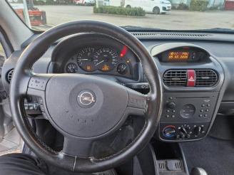 Opel Corsa Corsa C (F08/68), Hatchback, 2000 / 2009 1.2 16V picture 12