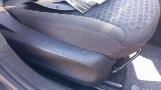 Opel Corsa-E Corsa E, Hatchback, 2014 1.3 CDTi 16V ecoFLEX picture 18