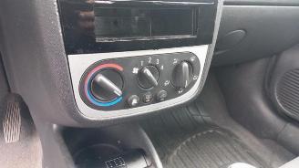 Opel Corsa Corsa C (F08/68), Hatchback, 2000 / 2009 1.2 16V picture 25