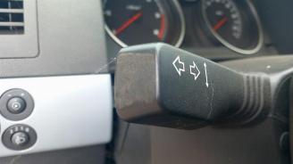 Opel Astra Astra H SW (L35), Combi, 2004 / 2010 1.9 CDTi 120 picture 20