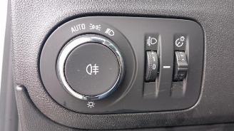 Opel Crossland Crossland (X), SUV, 2017 1.2 Turbo 12V picture 28