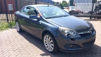 Purkuautot passenger cars Opel Astra Astra H Twin Top (L67), Cabrio, 2005 / 2010 1.8 16V 2007/6