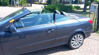 Opel Astra Astra H Twin Top (L67), Cabrio, 2005 / 2010 1.8 16V picture 30
