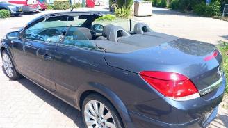 Opel Astra Astra H Twin Top (L67), Cabrio, 2005 / 2010 1.8 16V picture 31
