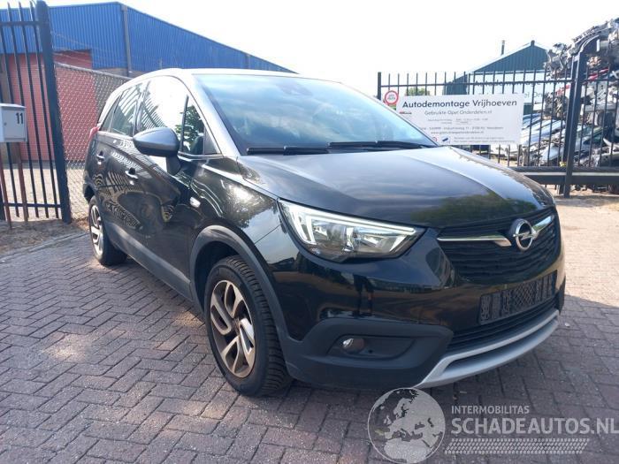 Opel Crossland Crossland (X), SUV, 2017 1.2 Turbo 12V