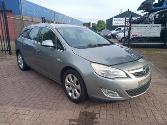 Uttjänta bilar auto Opel Astra Astra J Sports Tourer (PD8/PE8/PF8), Combi, 2010 / 2015 1.7 CDTi 16V 2012/4