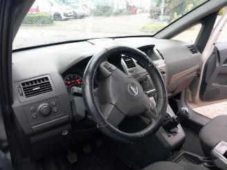 Opel Zafira Zafira (M75), MPV, 2005 / 2015 2.2 16V Direct Ecotec picture 11