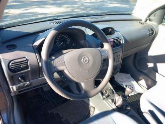 Opel Corsa Corsa C (F08/68), Hatchback, 2000 / 2009 1.2 16V picture 11