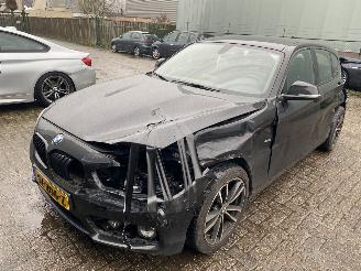 dañado otros BMW 1-serie 116i    ( 23020 KM ) 2018/6