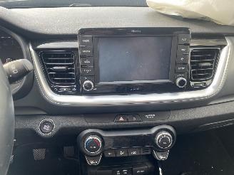 Kia Stonic 1.0 T-GDI Dynamic Plus Line picture 12