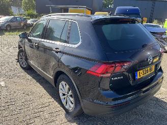 Volkswagen Tiguan 1.5 TSI Highline  Automaat picture 6