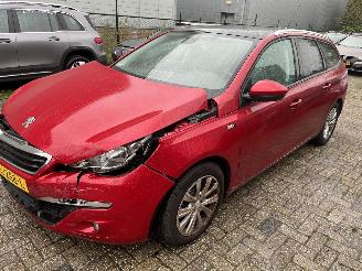 Peugeot 308 SW  1.2 PureTech Style picture 1