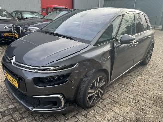 krockskadad bil auto Citroën C4 Spacetourer 1.2 PureTech 130 PK S&S Business 2019/7