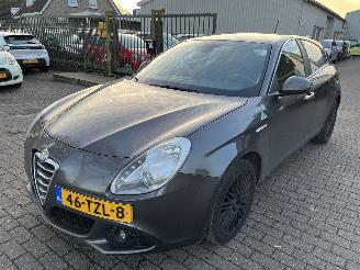 Alfa Romeo Giulietta 1.4 T Distinctive picture 1