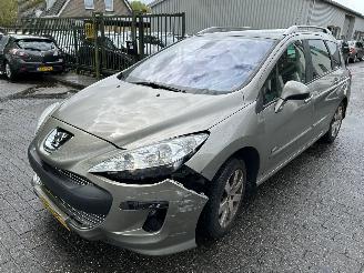 Peugeot 308 SW   1.6 VTI picture 1