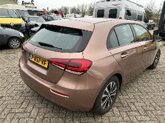 Mercedes A-klasse 180  Automaat   ( 11201 KM ) picture 4