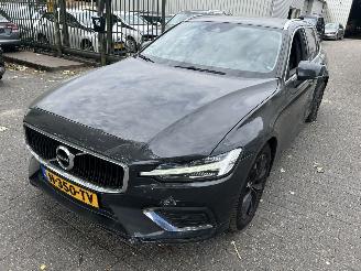 škoda osobní automobily Volvo V-60 2.0 D 3  Momentum 2020/5