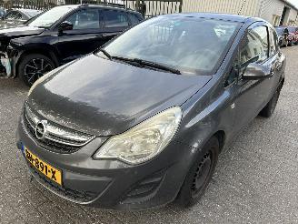 Damaged car Opel Corsa 1.2 - 16 V    3 drs 2012/4