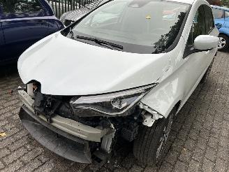 skadebil auto Renault Zoé 52 KwH   ( Huur accu ) 2020/6