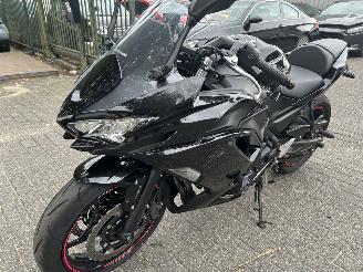 skadebil motor Kawasaki Ninja 650  2025/3