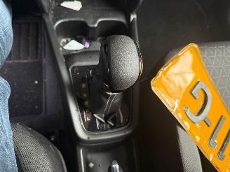 Suzuki Swift 1.2 Select Smart Hybrid picture 14