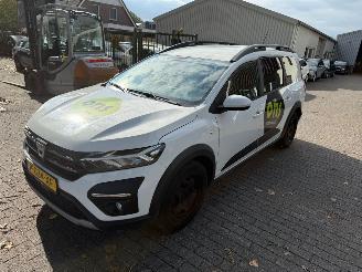 Uttjänta bilar auto Dacia Jogger 1.0 Tce Comfort  7 Persoons ( lpg G3 ) 2022/6